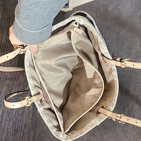 Michael Kors large shoulder bag - Picture 6 of 7